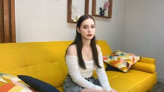 Free Nude MadisonRamons