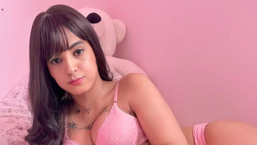 MahaBelkasem Nude