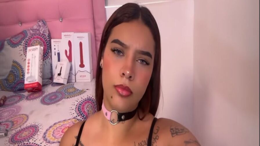MaidyIsaza Nude