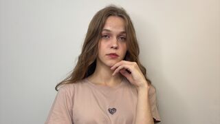 Free Nude MarcelleTretina