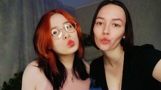 Free Nude MariAndGlenna