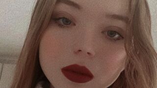 Free Nude MarlenaCangey