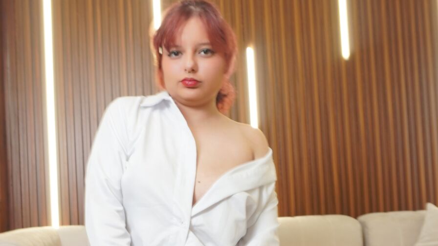 MartinaBellmont Nude