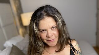 Free Nude MartinaGiove