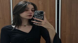 Free Nude MaryBloom