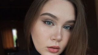 Free Nude MaryLook