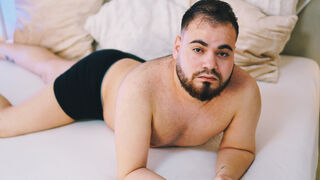 Free Nude MateoGreen