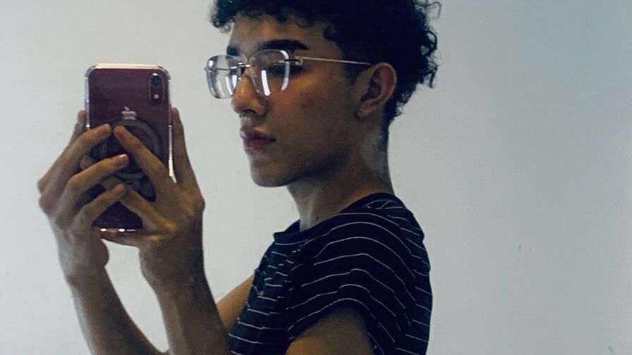 MathewSpring Nude
