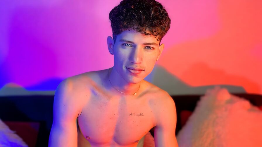 MattiaGirard Nude