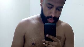 Free Nude MaximoRed