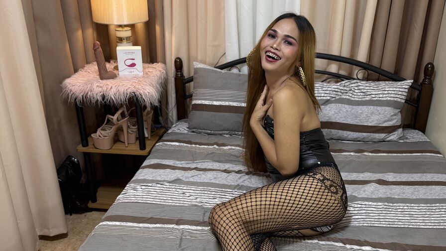 MayAnne Nude