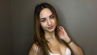 Free Nude MayaMontana