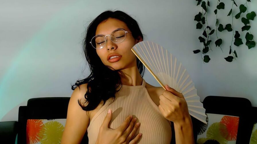 MayaRouge Nude