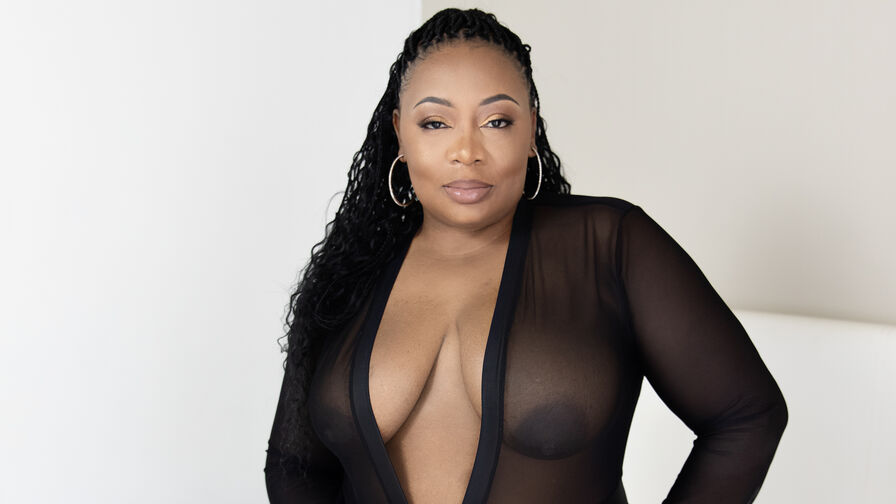 MayaZee Nude