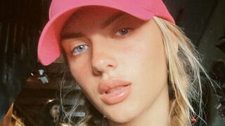 Free Nude MeghanHaddaway