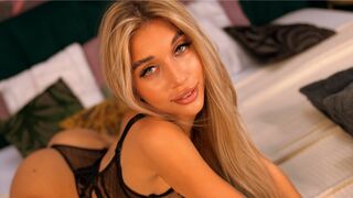 Free Nude MelaniaLys