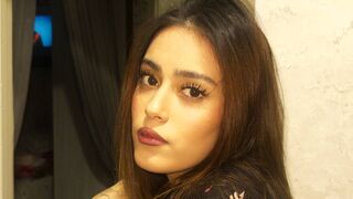 Free Nude MelanyDaviau