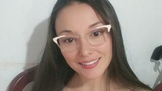Free Nude MelyAustin