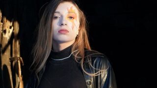 Free Nude MerlynHepburn