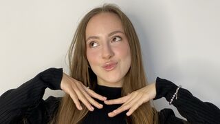 Free Nude MertieStaheli