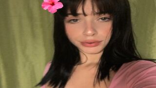 Free Nude MiaAspem