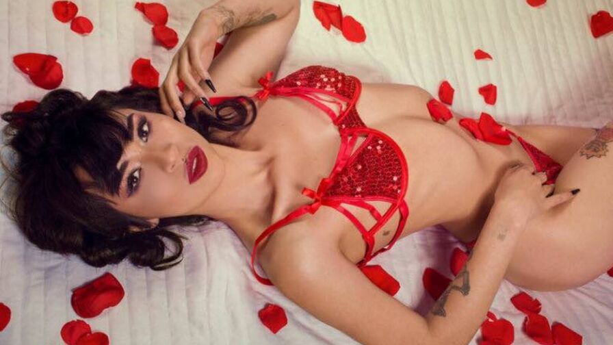 MiaGoslin Nude