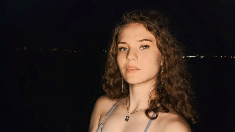 MilaStain Nude