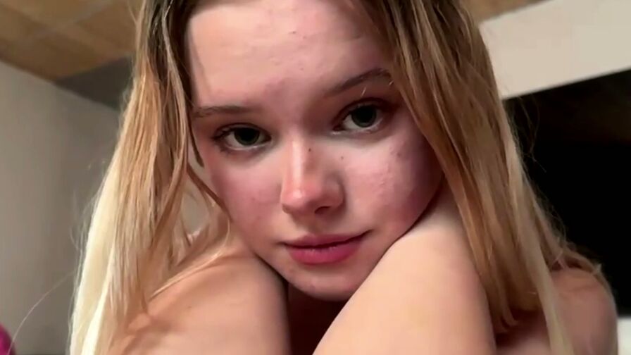 MireyaCamors Nude
