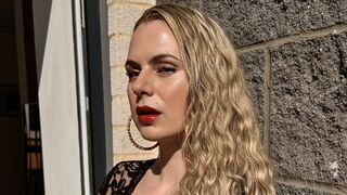 Free Nude MistressScarlett