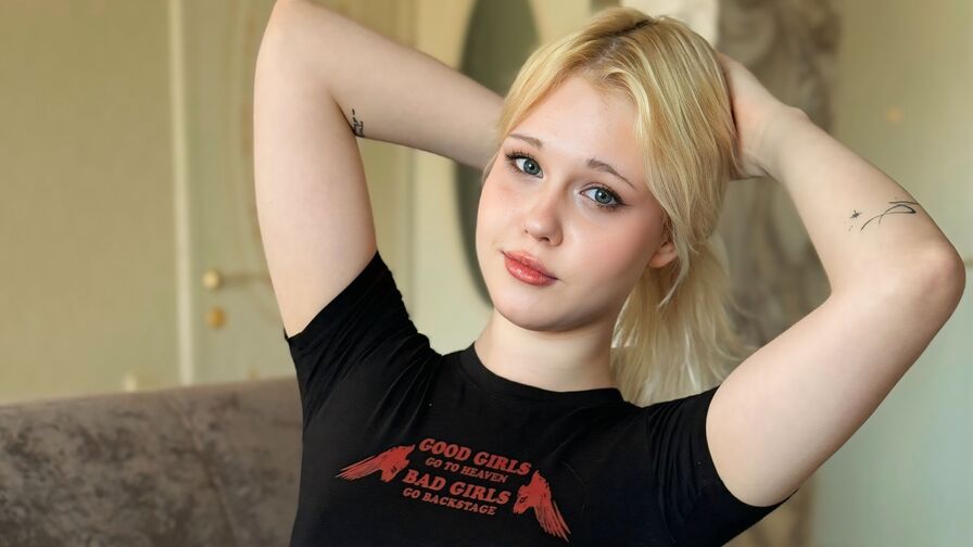 MollyBlum Nude