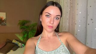 Free Nude MonicaGoldenes