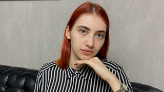 Free Nude MonicaRaven