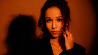 Free Nude MylaBourgeois