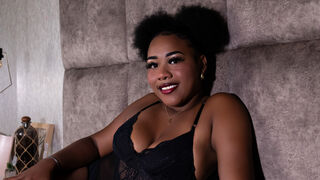 Free Nude NaiaSimpson