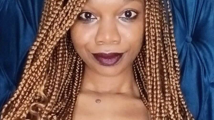 NalediJonez Nude