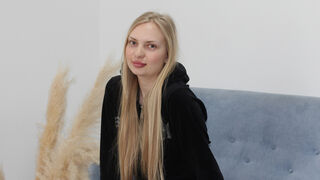 Free Nude NancyRalphs