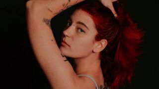 Free Nude NikkiGringer