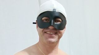 Free Nude OliverMaster