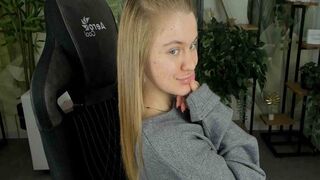 Free Nude OliviaBloom