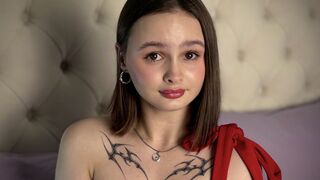 Free Nude OliviaOdley