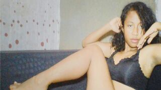 Free Nude PaollahNanie