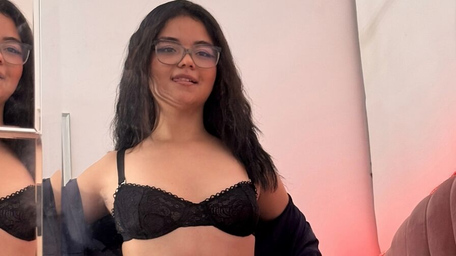 ParisVelle Nude