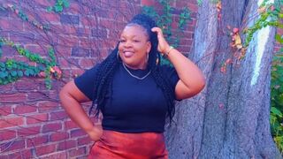 Free Nude PearlyBrown