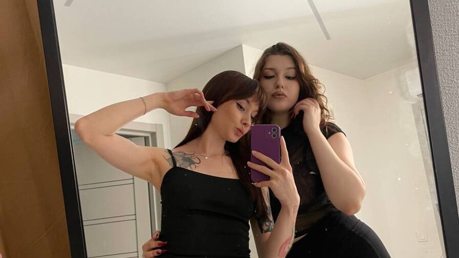 PeggyAndBonnie Nude