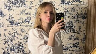 Free Nude PollyGreen