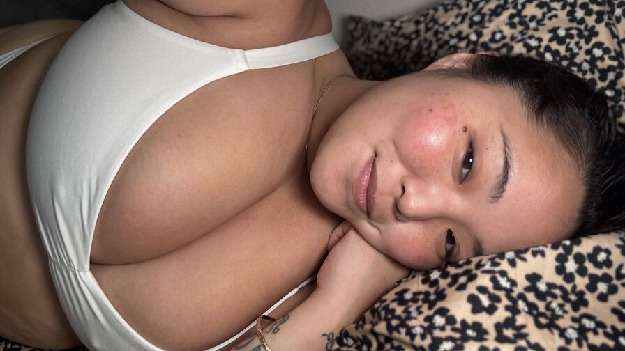 RealLifeWaifu Nude