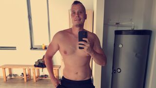 Free Nude ReutherrMorris