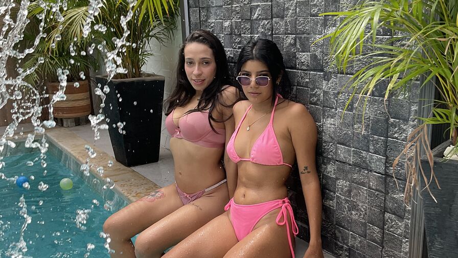 RileyAndLana Nude