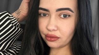 Free Nude RosseKaroline