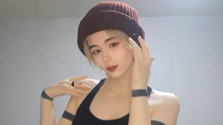 Free Nude RoxannCobio